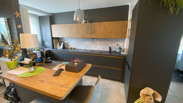 Création de cuisine avec TV intégrée dans le micro-onde Phalsbourg Moselle